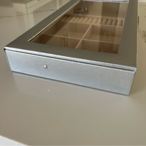 WOLF Jewelry Wolf Jewelry Case Storage Box Leather Glass Lid